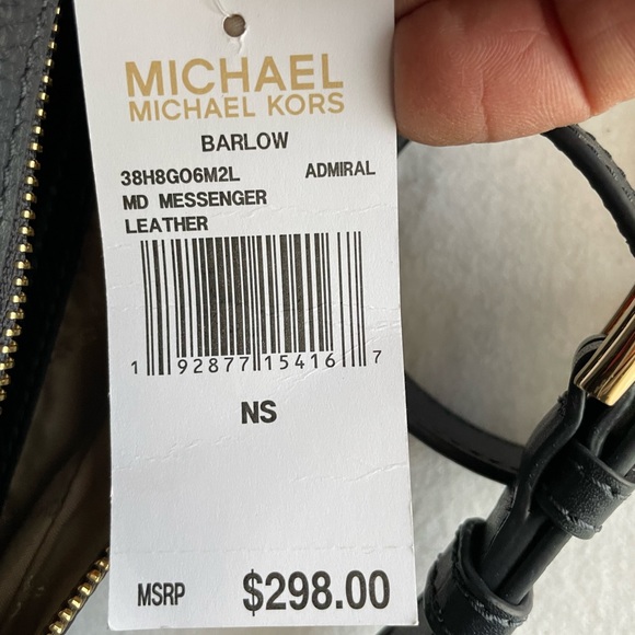 NWT MICHAEL KORS  BARLOW Admiral MD Messenger Handbag.  Leather.  Dark Blue - Picture 6 of 10